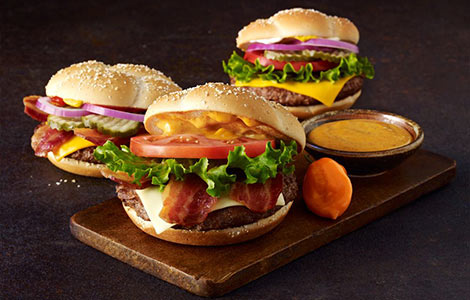 Dolphin Chip Shop Qtr Pounder Cheese & Bacon Burger